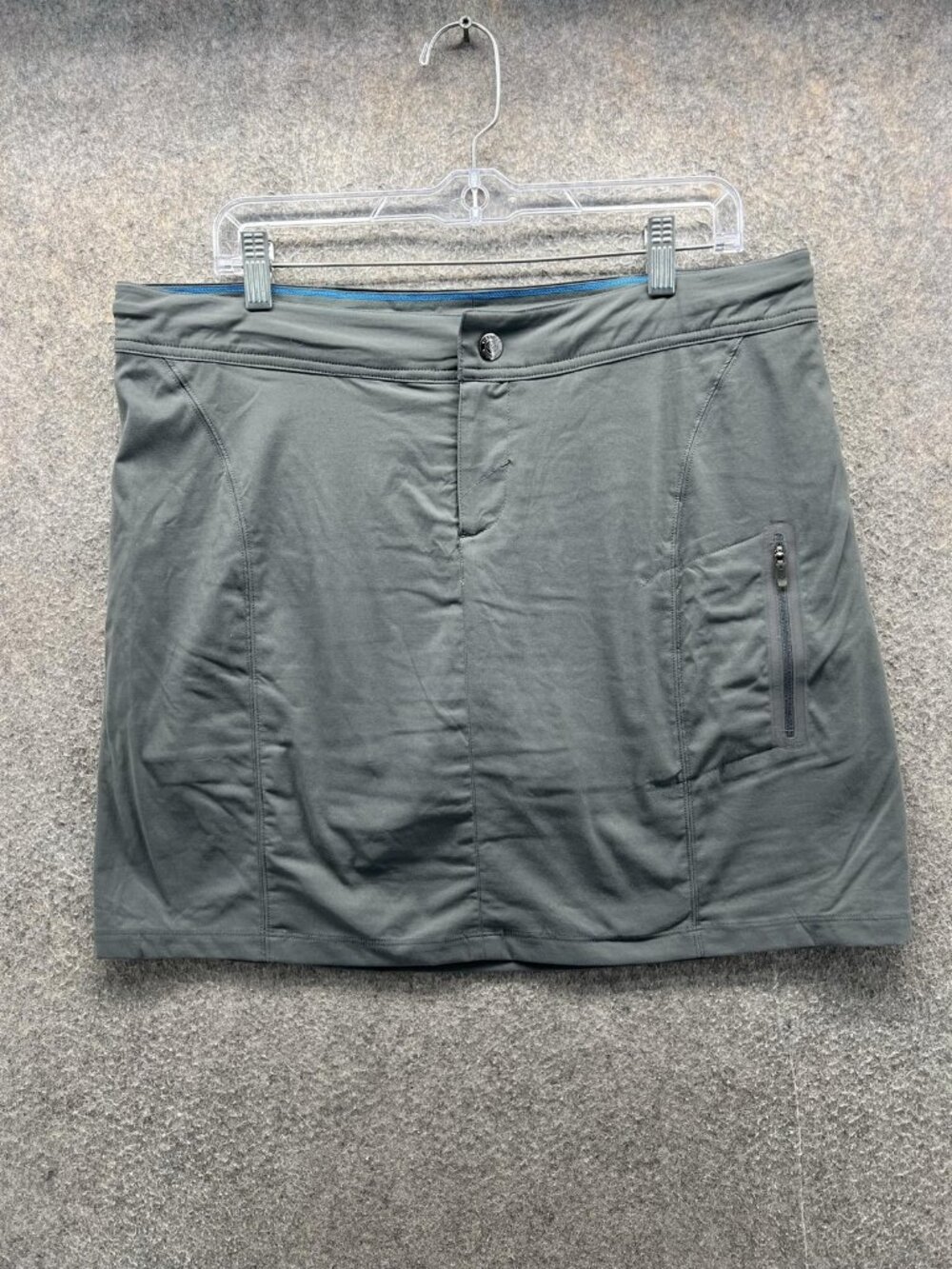 Columbia Skort Womens 14 Gray Omni-Shield Stretch Hiking Walking Athletic